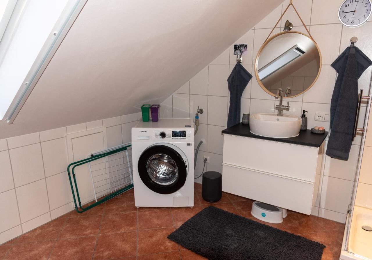Moderne, Gemuetliche Dg-Wohnung In Ruhiger Lage Neunburg vorm Wald Εξωτερικό φωτογραφία