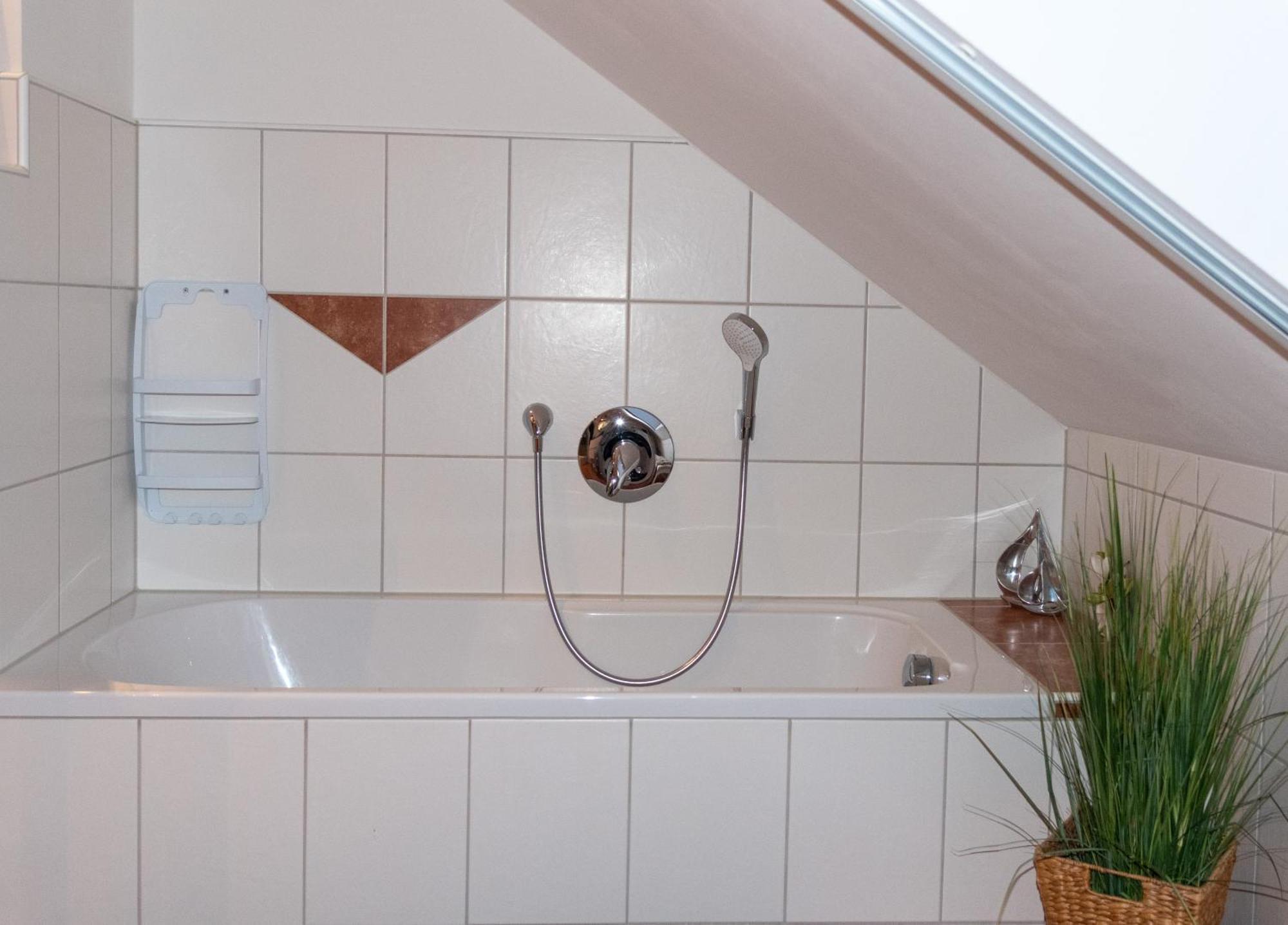 Moderne, Gemuetliche Dg-Wohnung In Ruhiger Lage Neunburg vorm Wald Εξωτερικό φωτογραφία